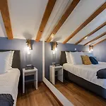 Zen Luxury Apartment