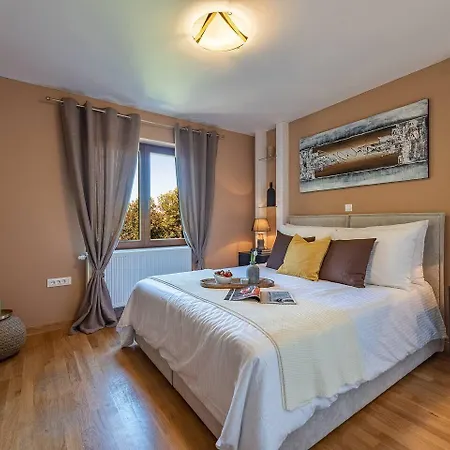 Διαμέρισμα Zen Luxury *